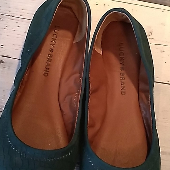 Lucky Brand 6.5 ballerina slippers - Picture 6 of 7
